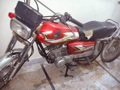 condition apka sammna ha bike