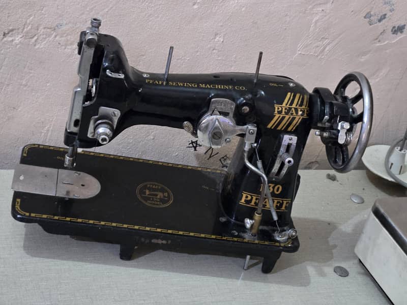 Embroidery machine 0