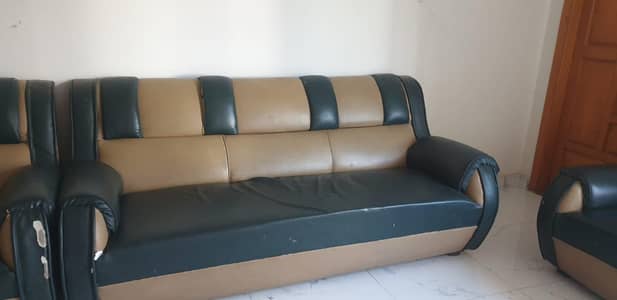 7 Seater sofa