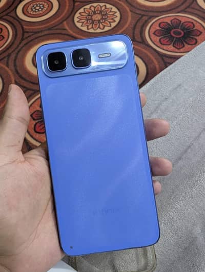 Infinix smart 10 plus (4+4. . 128)