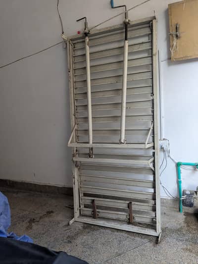 madicalbed  sale karna ha