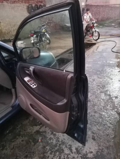 Suzuki Liana 2006