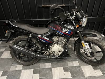 Yamaha ybr 2023 model