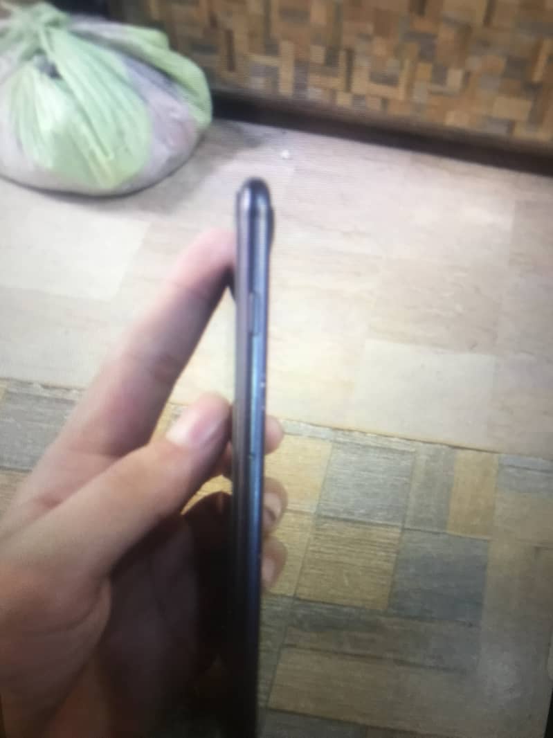 Apple iPhone 7 Plus 2