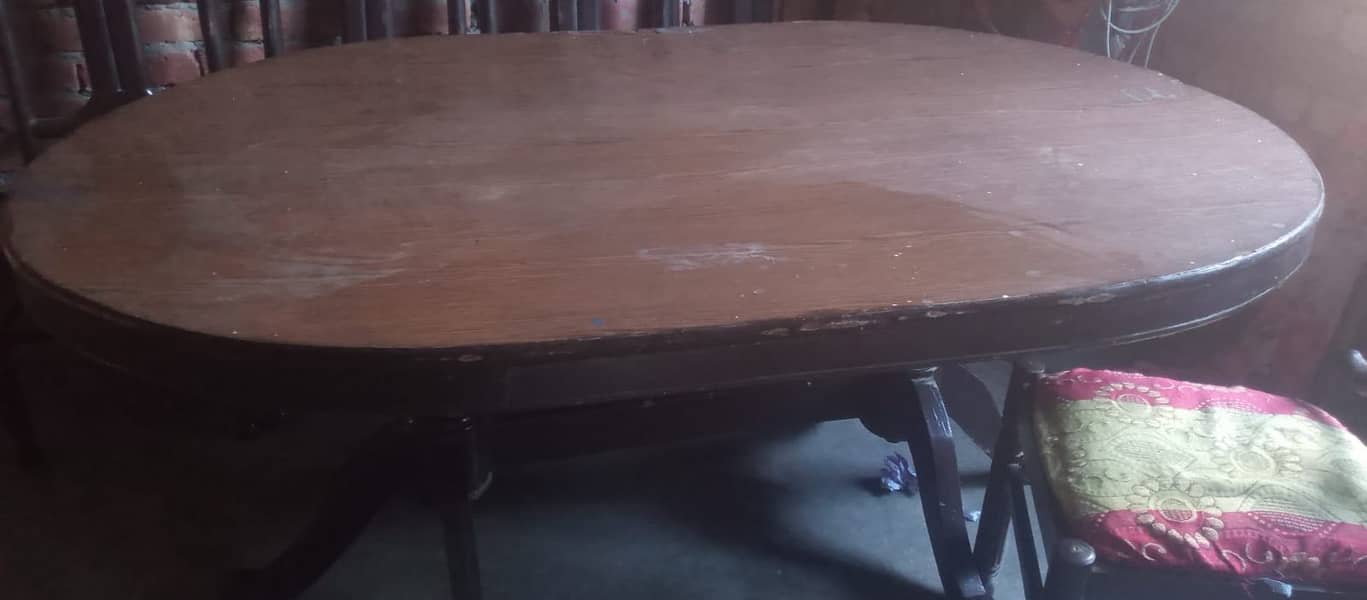 Chairs with Table 1