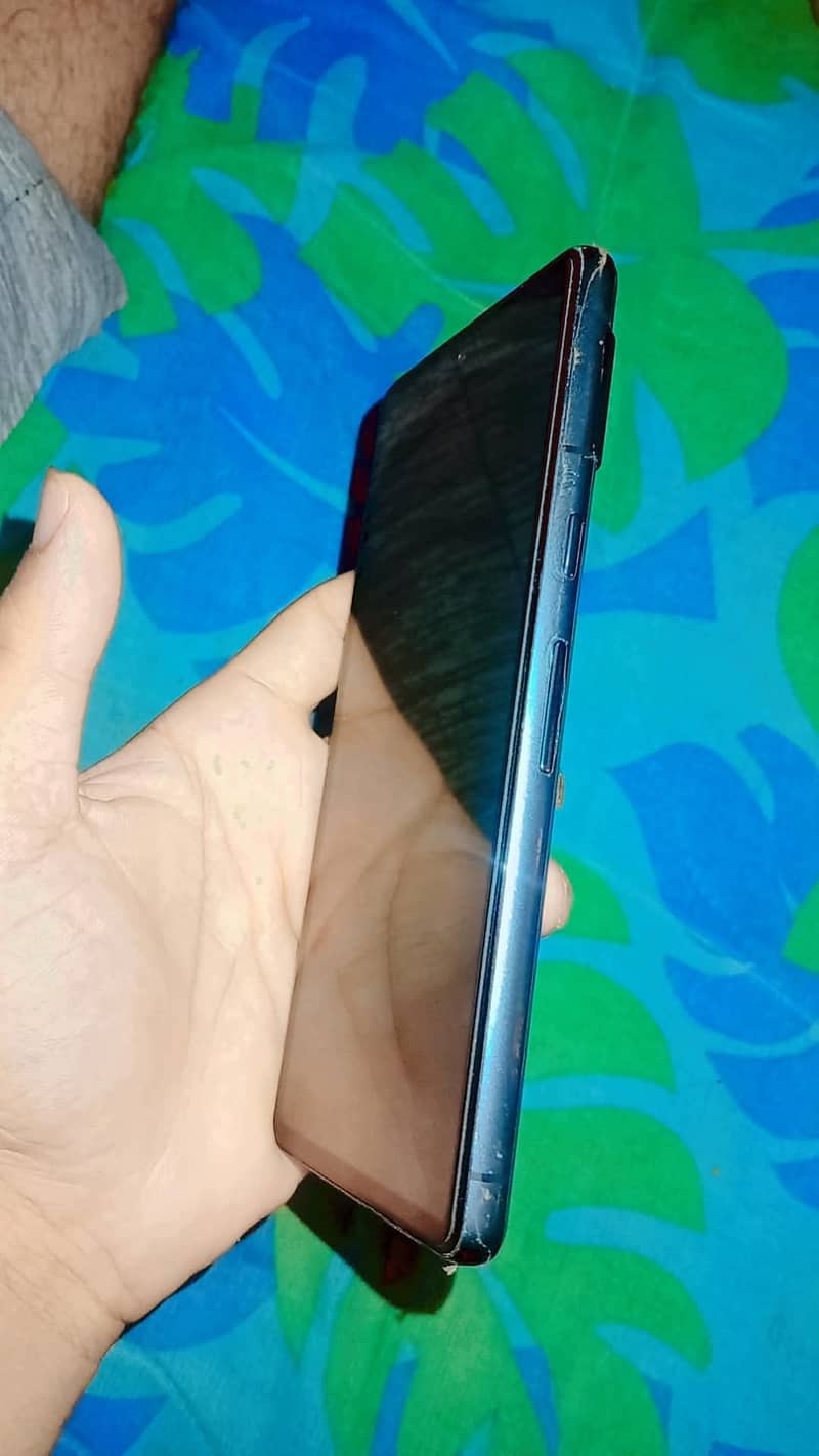 Google Pixel 7 4