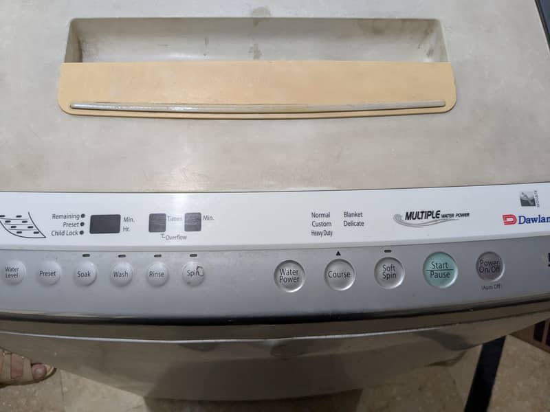 Dawlance automatic washing machine 1