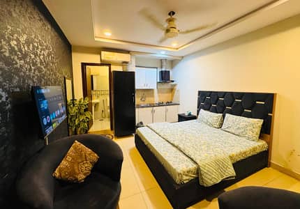 Per day and weekly basis, Studio fully furnished luxury apartments available for rent in Gulberg Greens Islamabad.
