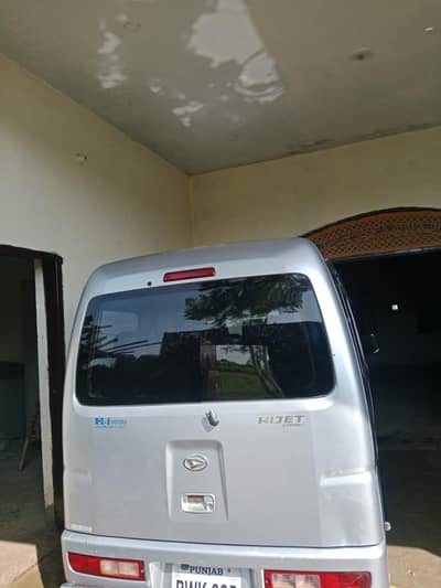Suzuki Carry 2014 Model - Silver - Sargodha Registered - Genuine Body