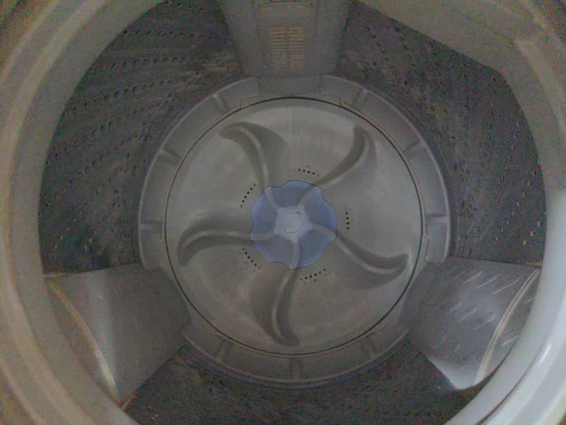 dawlance Automatic washing machine 4