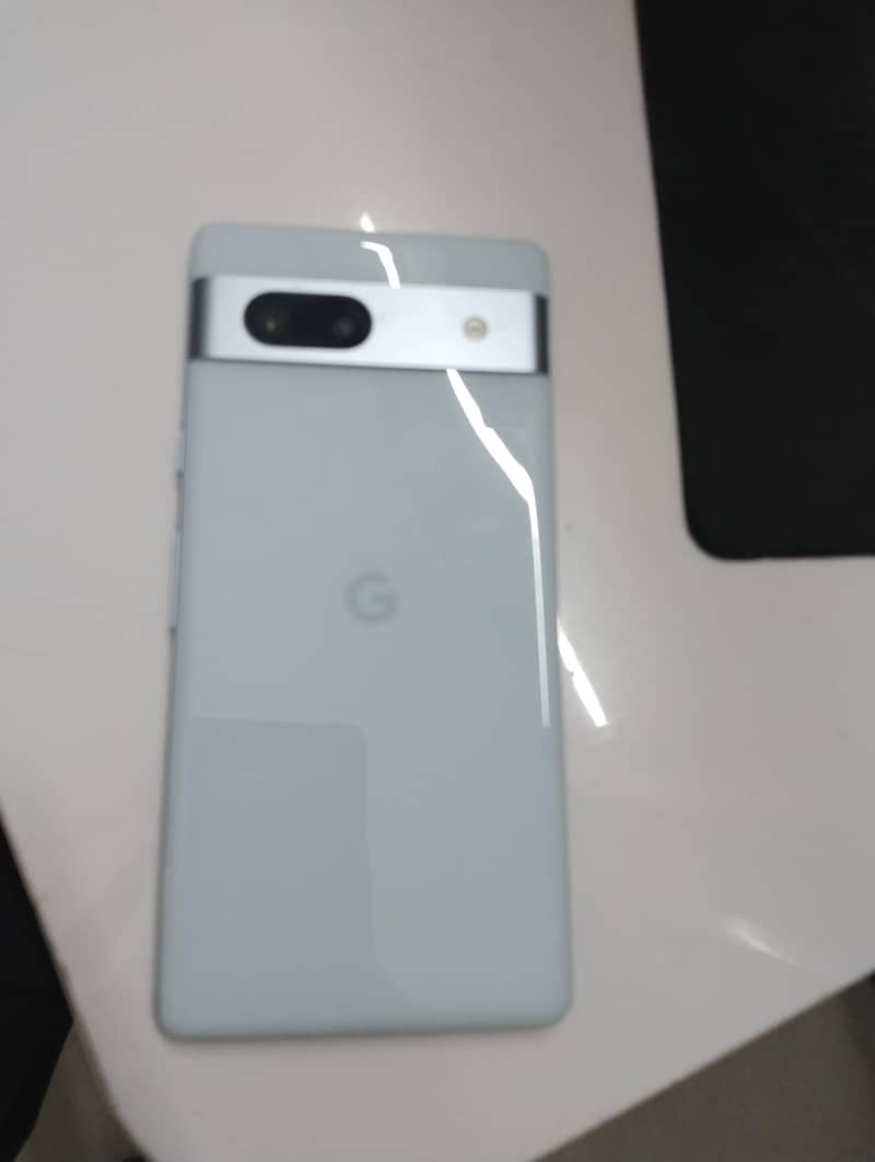 Google Pixel 7a 2