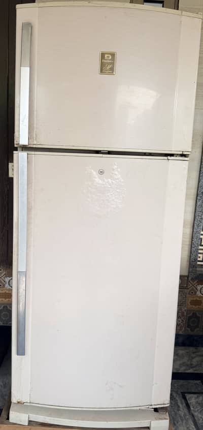 Dawlance fridge 16 ft