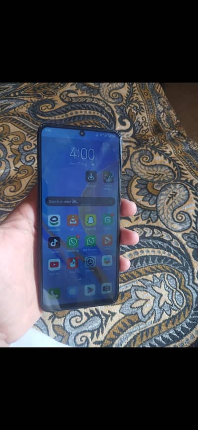 Huawei Nova Y90