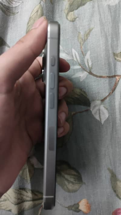 Apple iPhone 15 Pro