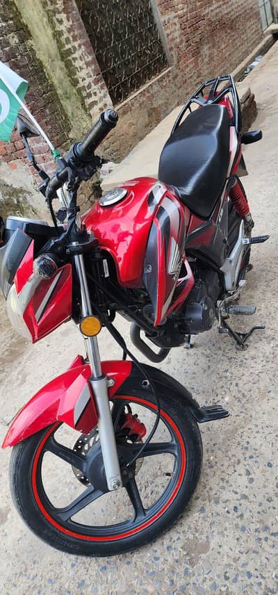 Honda CB 150F