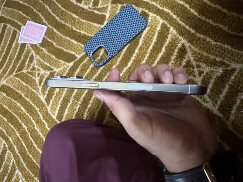 Apple iPhone 14 Pro Max 4