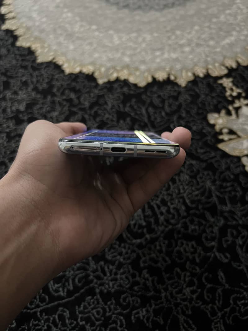One Plus 8T 1
