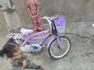kids cycles for sale 2month ago parcha new hy bilkul