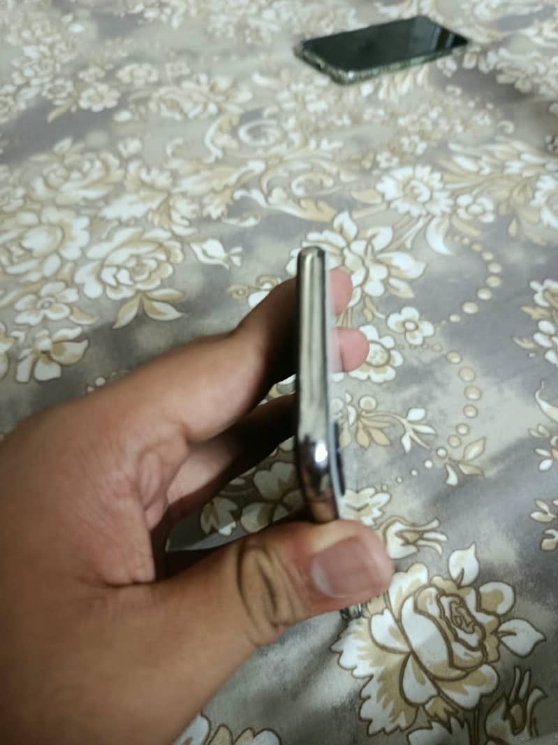 Apple iPhone X 2