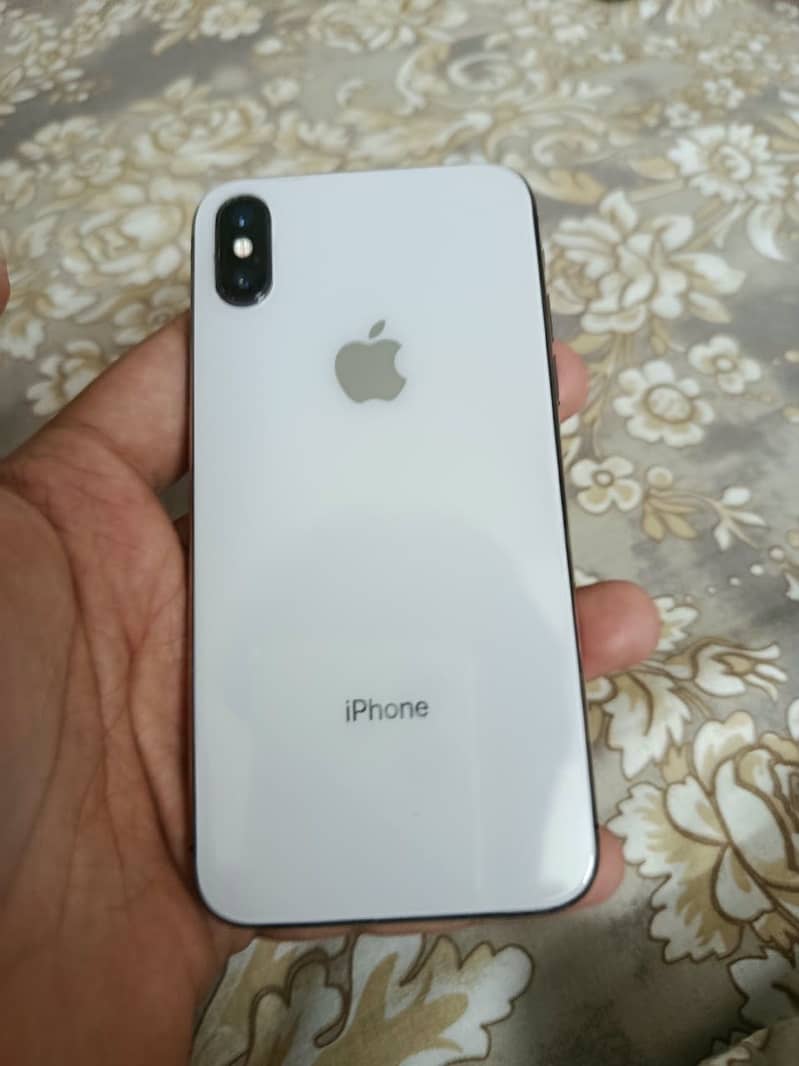 Apple iPhone X 5