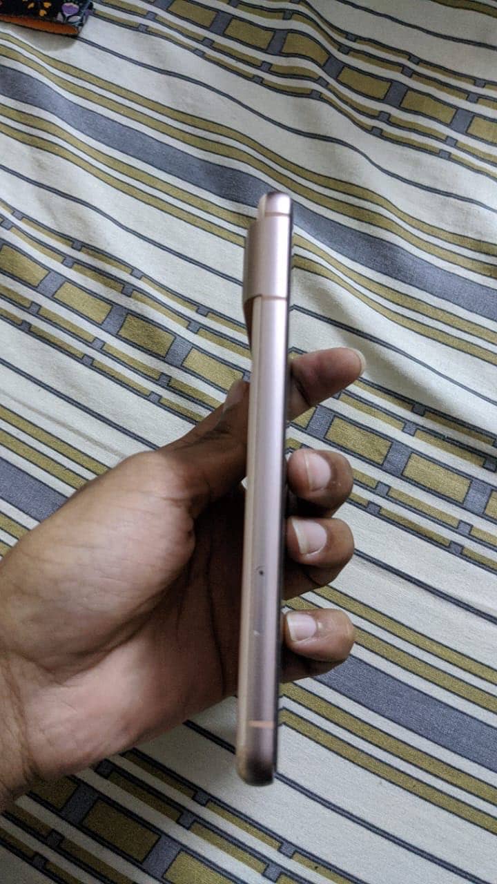 Google Pixel 8 3