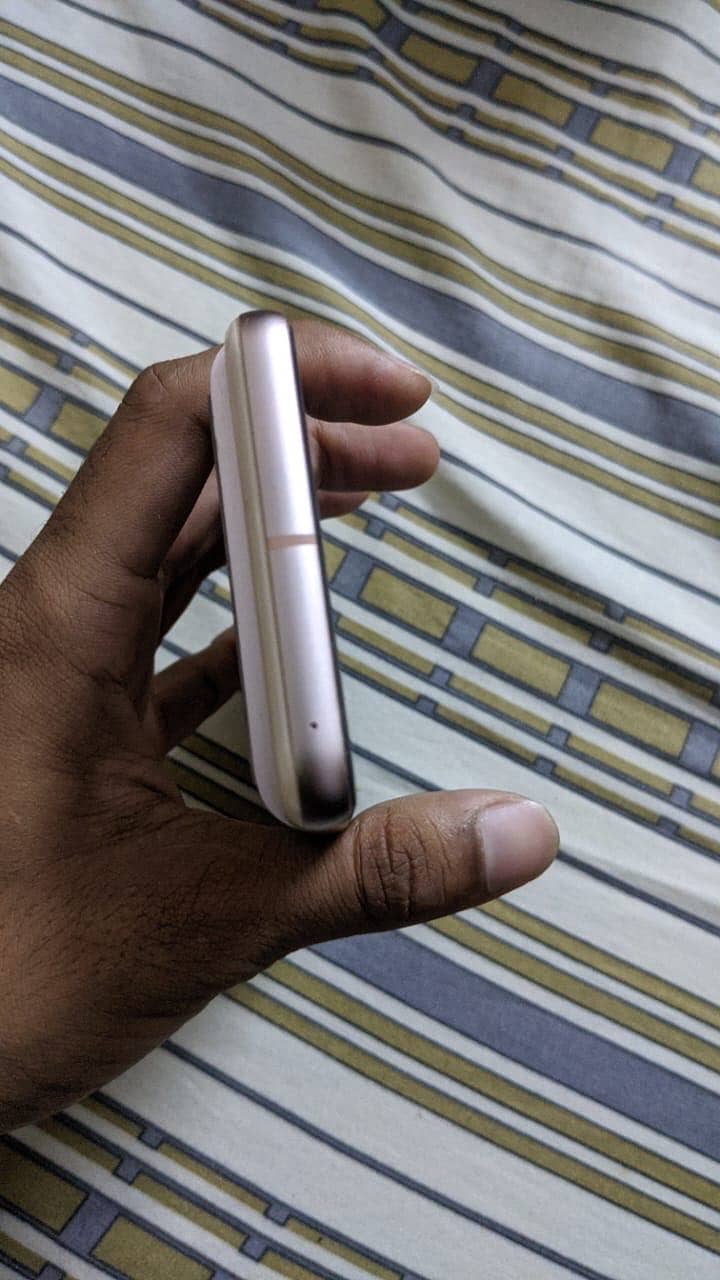 Google Pixel 8 5
