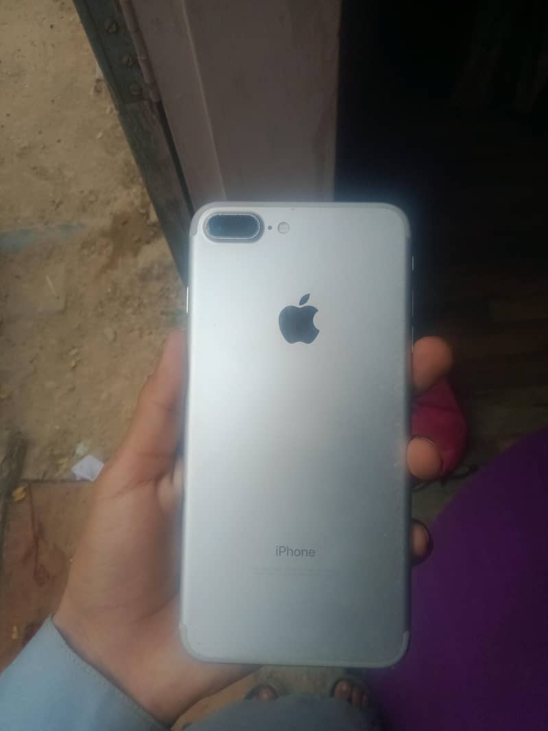 iphone 7 Plus (Exchange Possible) 6