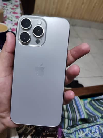 Apple iPhone 15 Pro Max