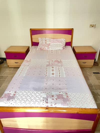 Bedroom Furniture Set for Sale