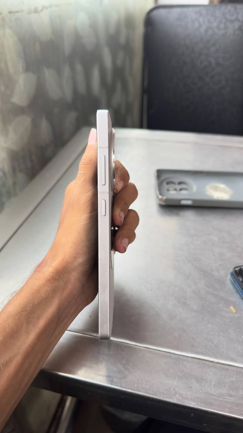 One Plus 13R 2