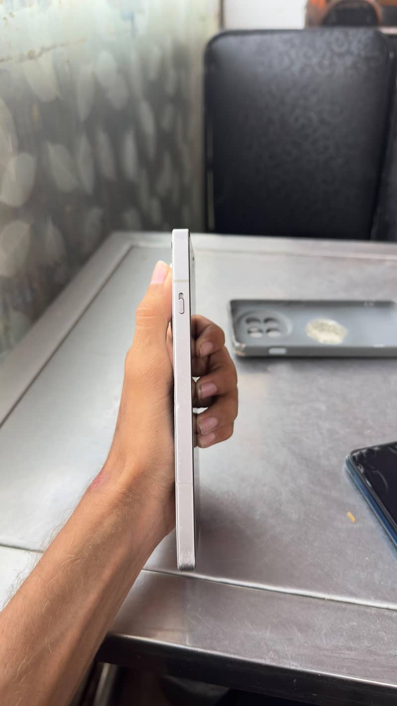 One Plus 13R 3