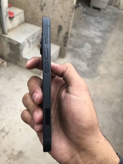 iPhone 14 jv