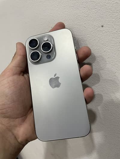 Apple iPhone 15 Pro