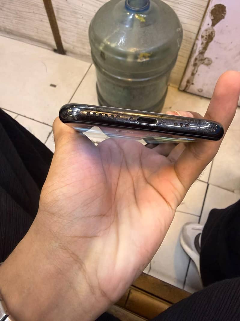 Apple iPhone 11 Pro pta approved 4