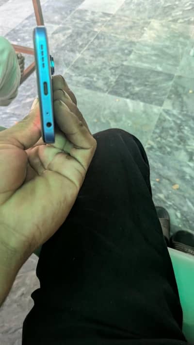 Infinix Hot 60i