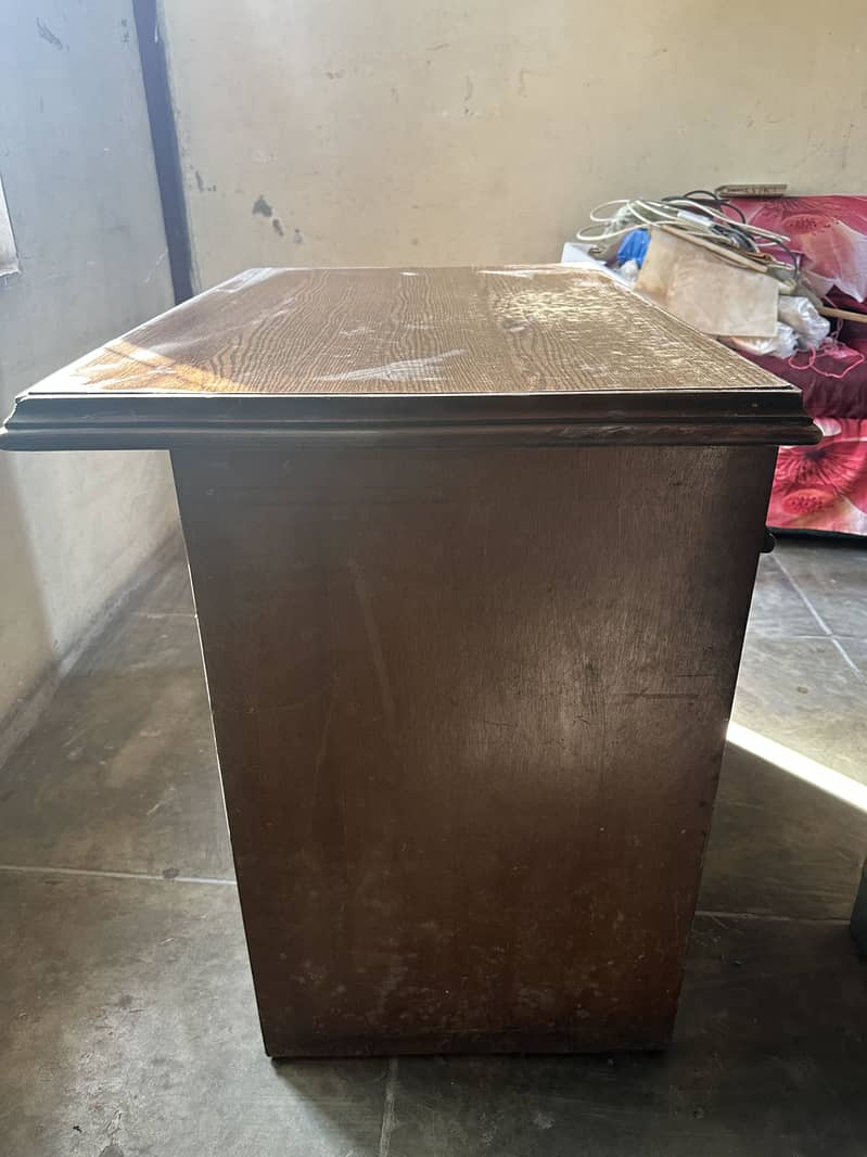 Computer Table For Sale 7