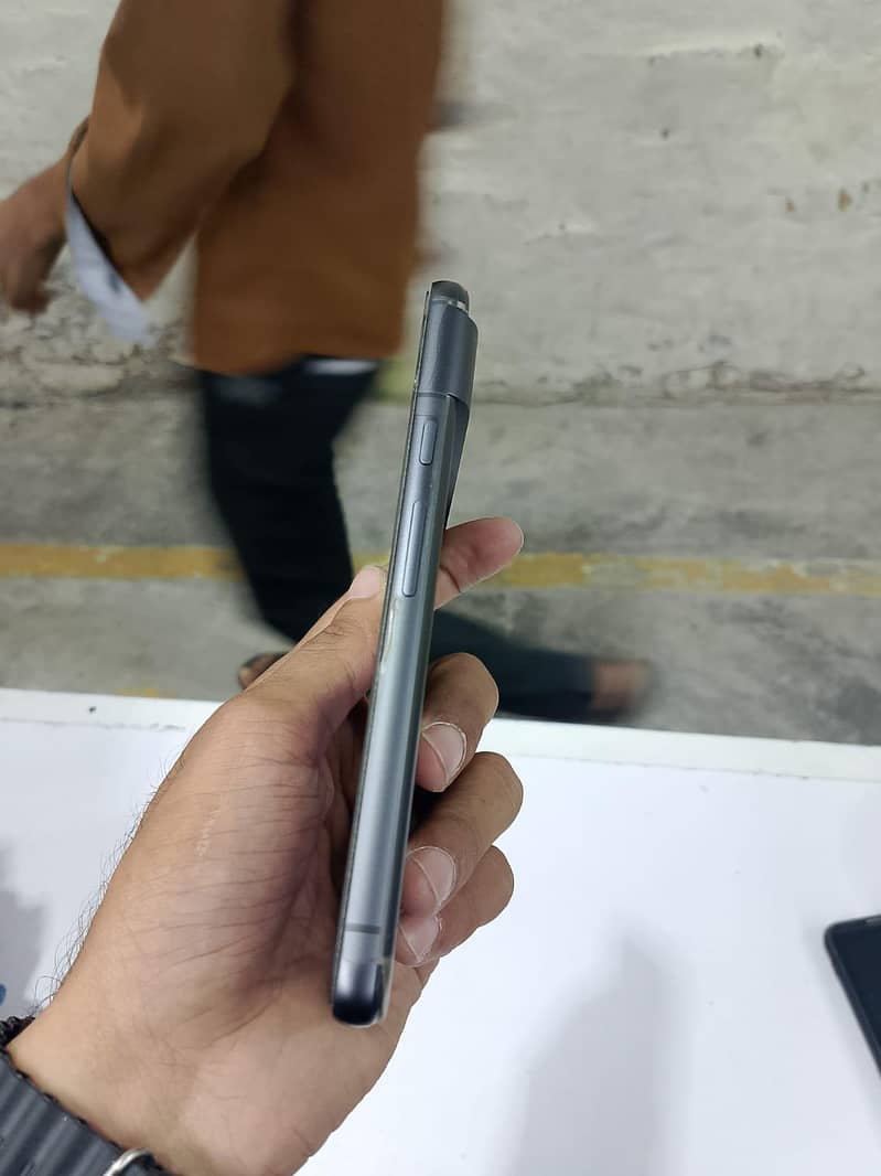 Google Pixel 8 1