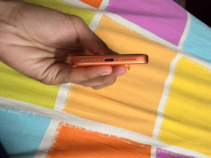 Apple iPhone 17 Pro Max 4