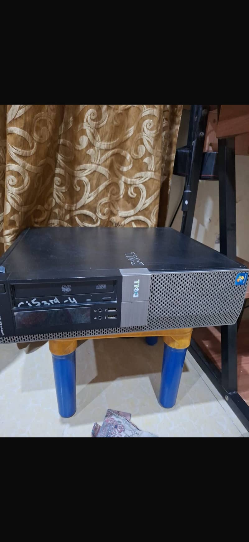 Computer with trolly 3
