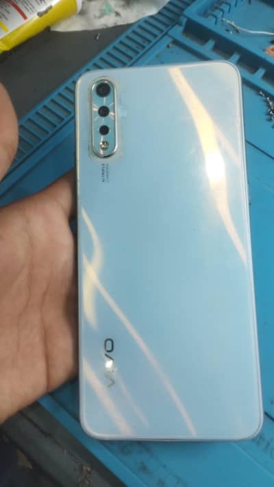 Vivo S1