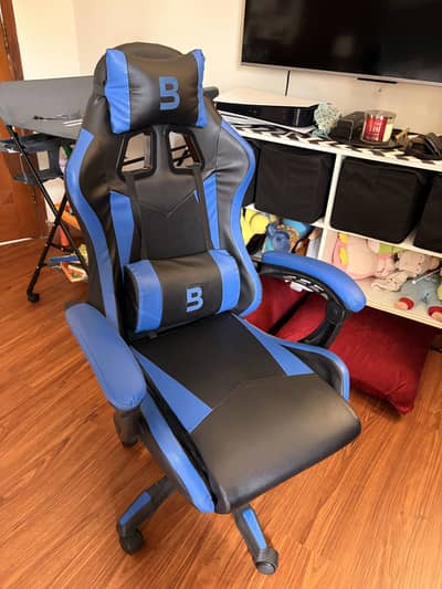 Computer chair