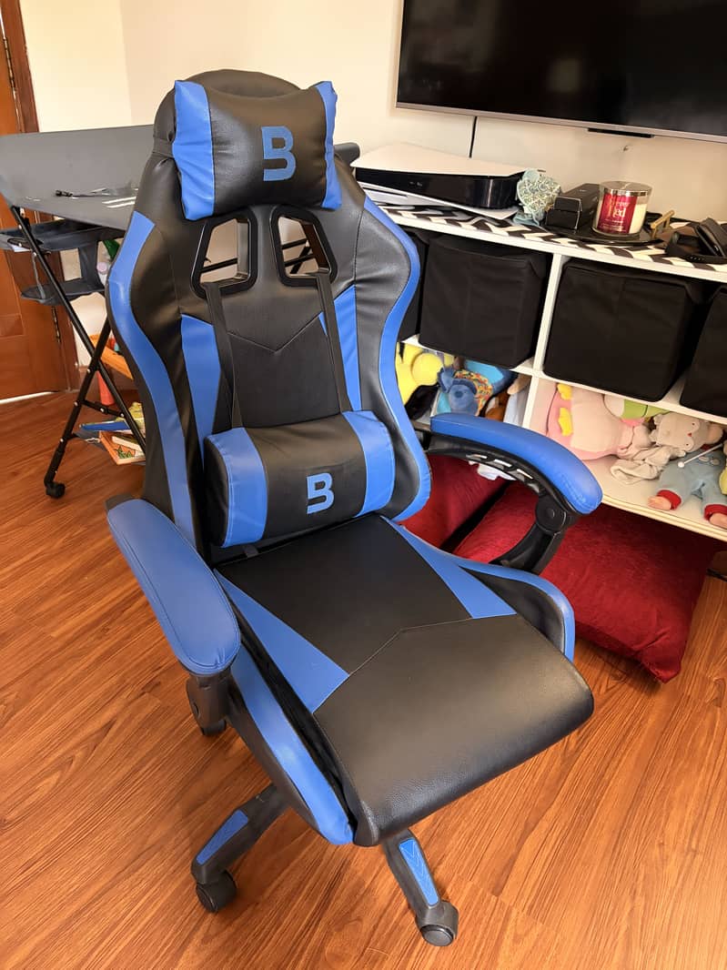 Computer chair 0