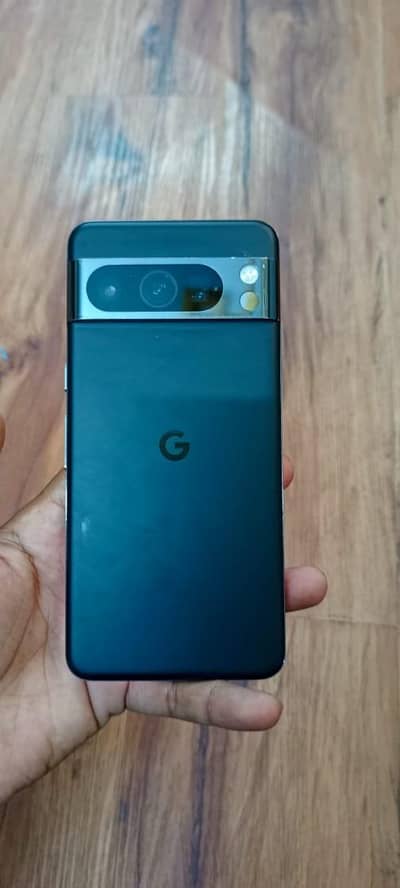 Google Pixel 8 Pro