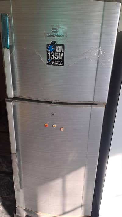 dawlance refrigerator