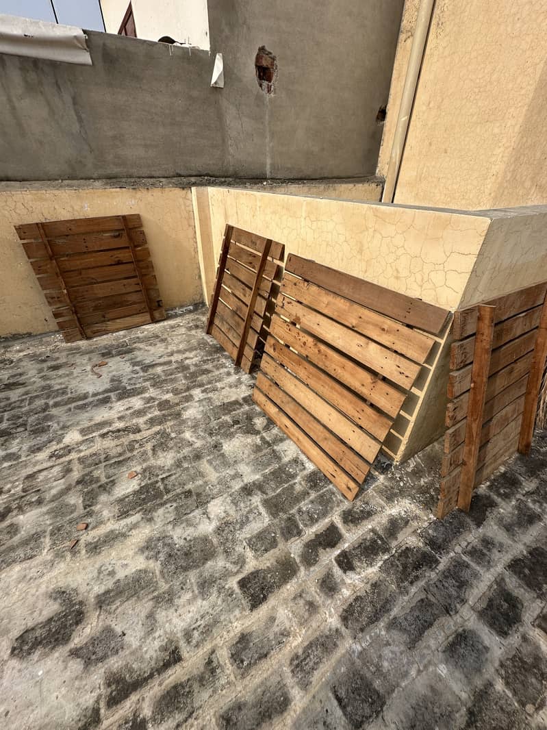 King size bed 5