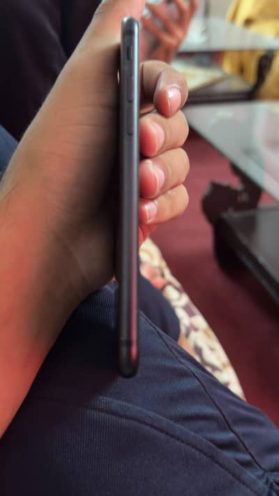 Apple iPhone 7