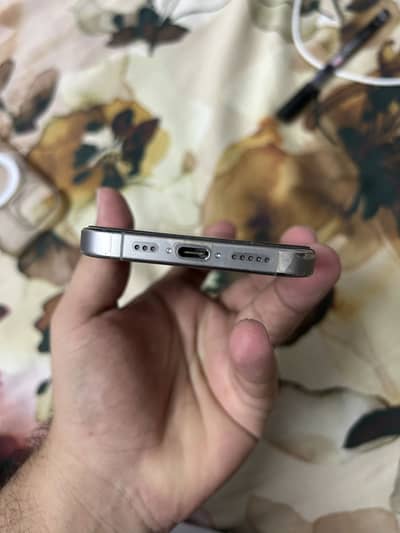 Apple iPhone 16 Pro Jv 10/10