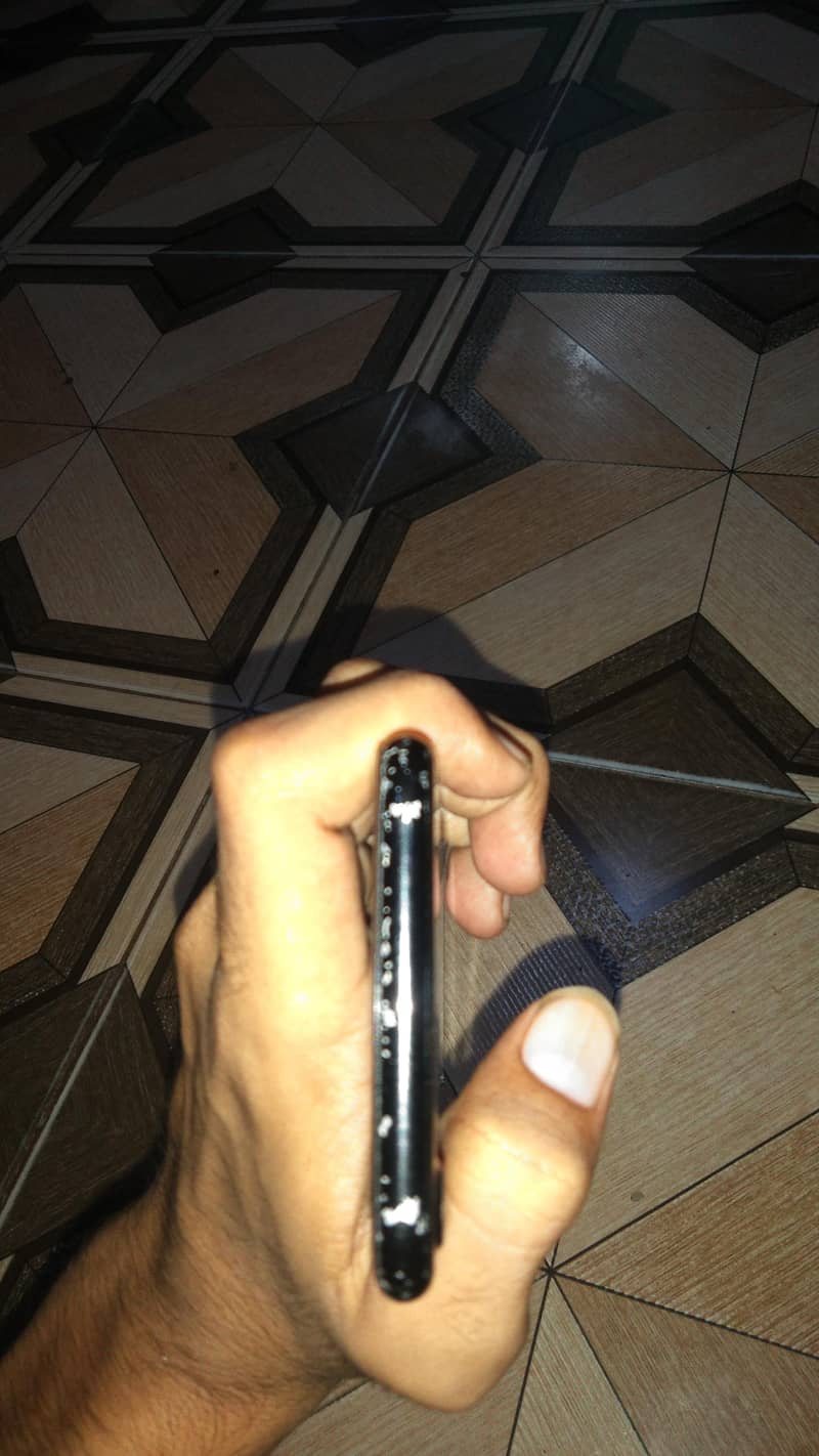 Apple iPhone 7 2
