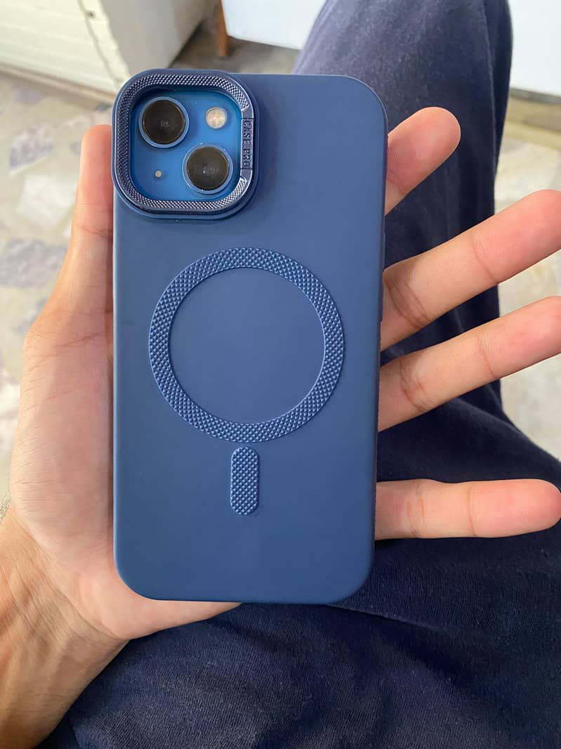 Apple iPhone 13 7