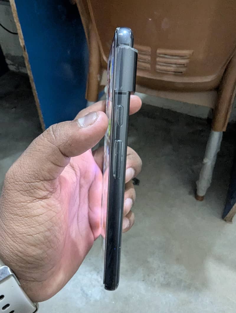Google Pixel 8 2